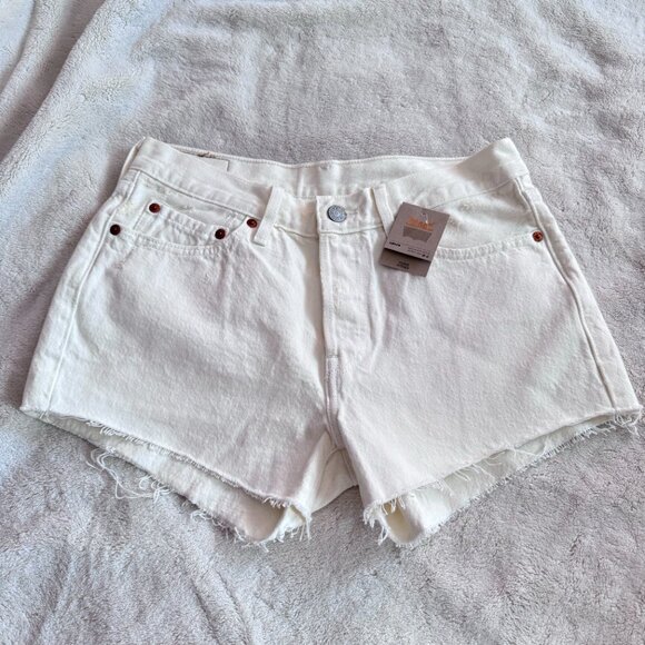 BRAND NEW White Levi's 501 Shorts (size 27) - Picture 5 of 5